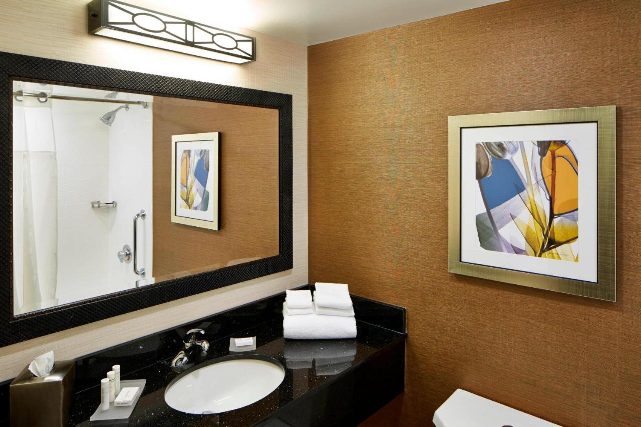 Fairfield By Marriott Rochester East 3* Webster