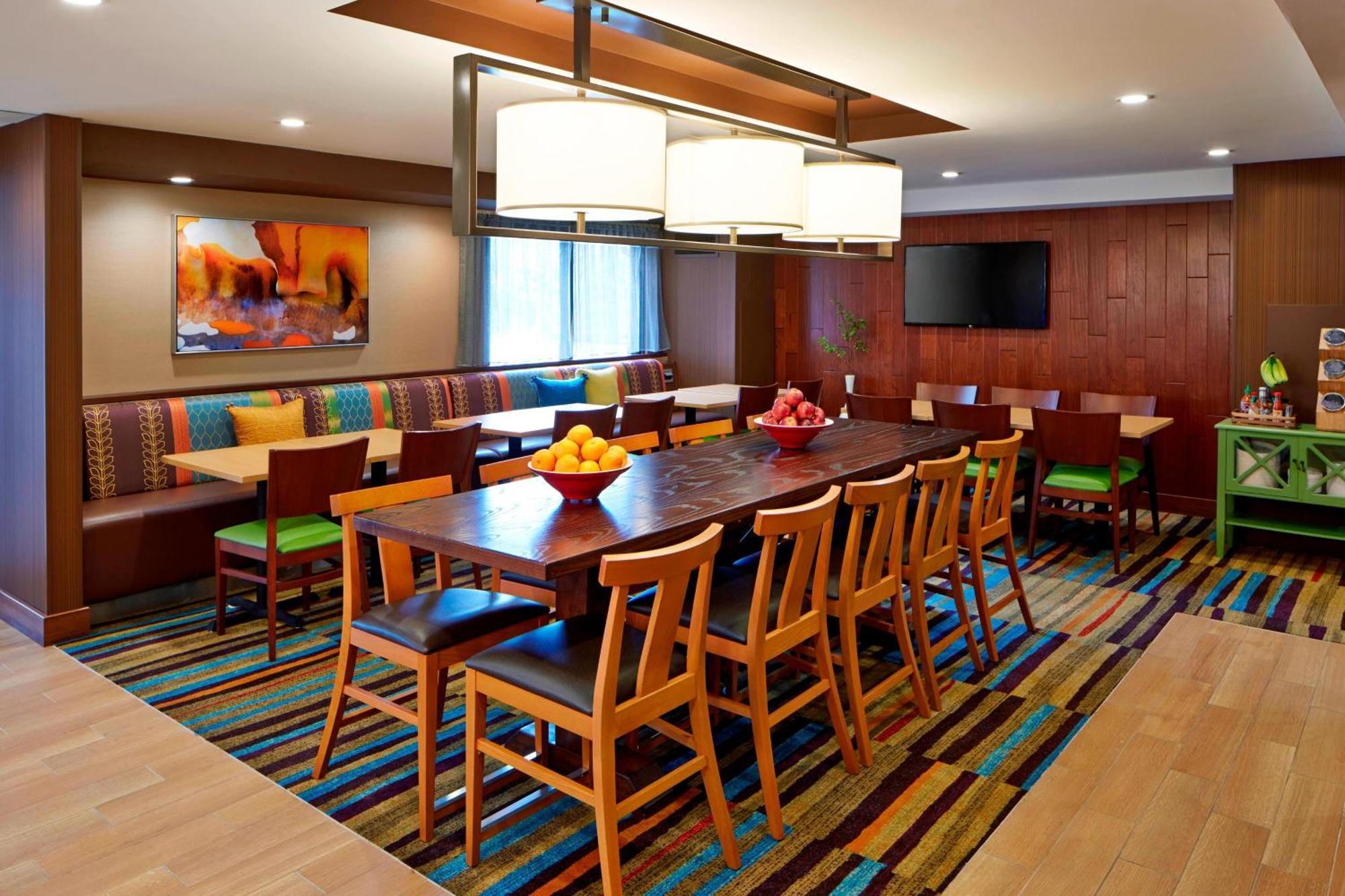 Fairfield By Marriott Rochester East Hotel