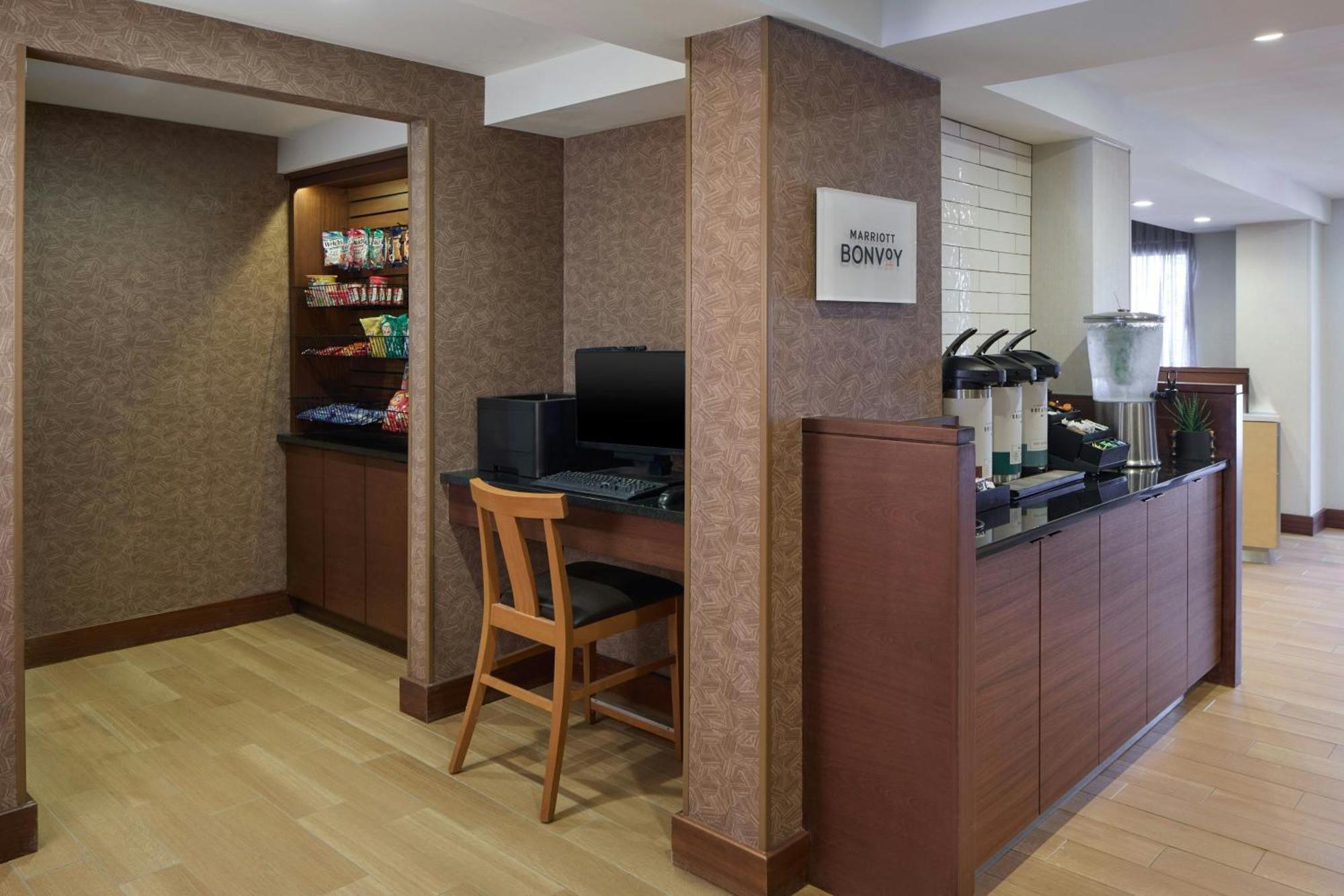 Fairfield By Marriott Rochester East Webster