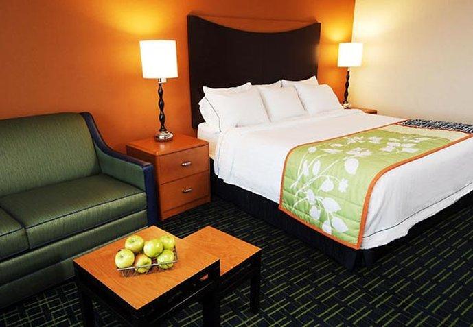 Fairfield By Marriott Rochester East 3*
