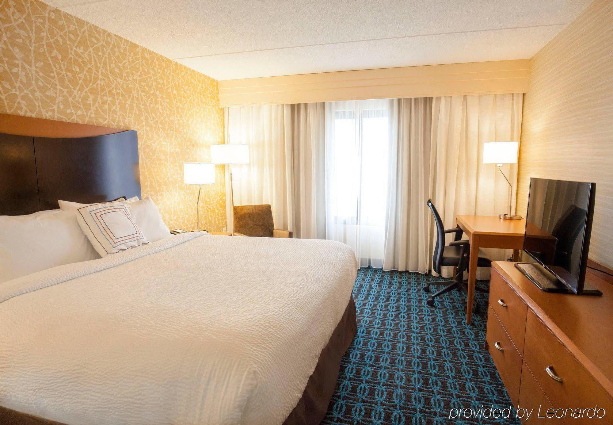 Fairfield By Marriott Rochester East Hotel