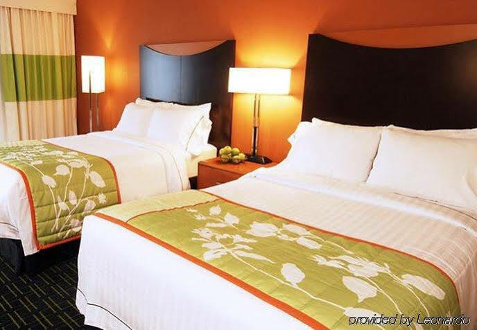 Fairfield By Marriott Rochester East 3*