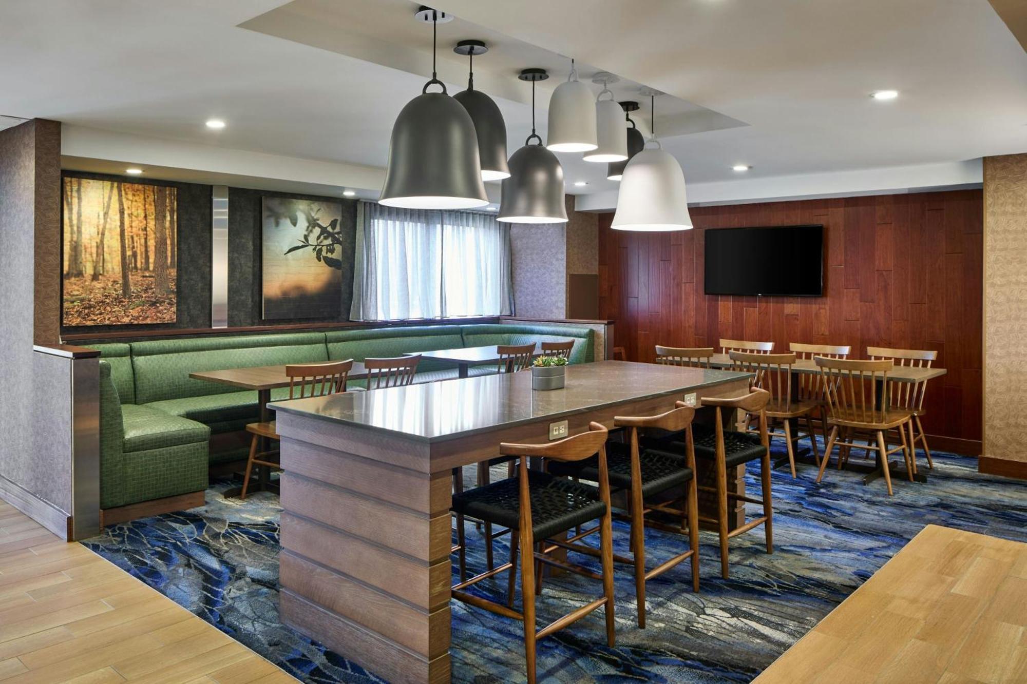 Hotel Fairfield By Marriott Rochester East Webster